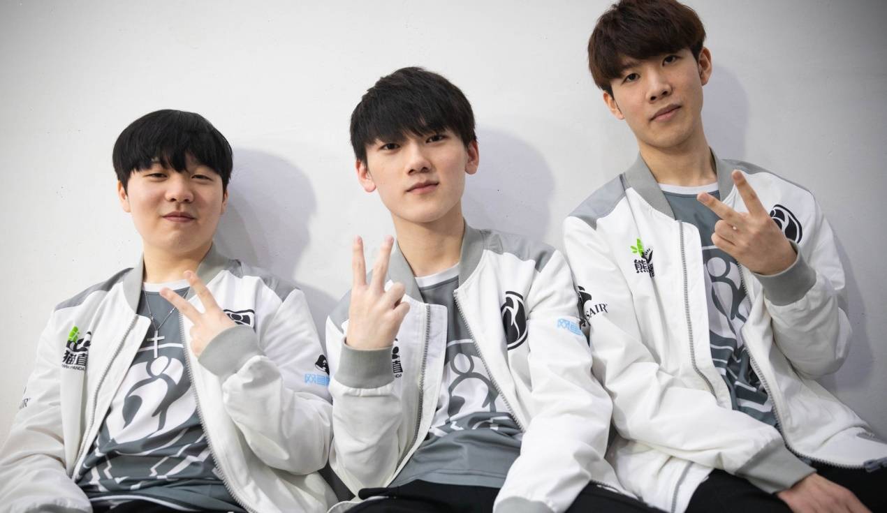 他甚至已经 他甚至已经